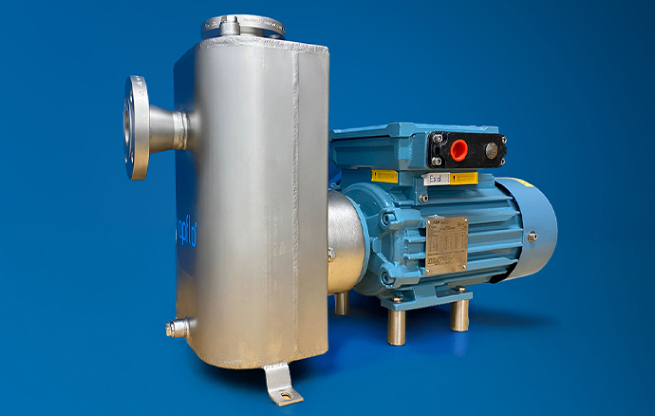 Industrial self priming centrifugal pump